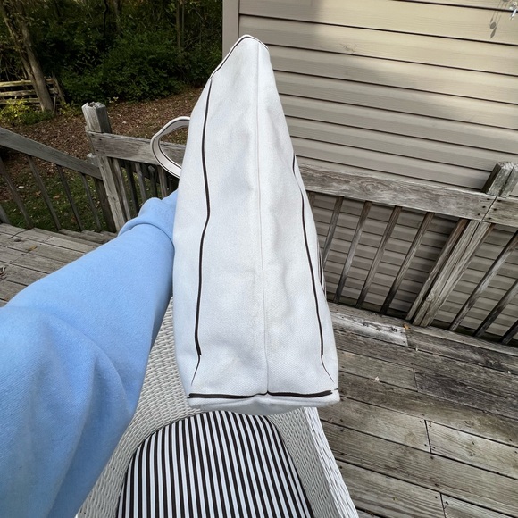 Henri Bendel "For the Love of Shopping" Canvas Tote Bag - Picture 6 of 9